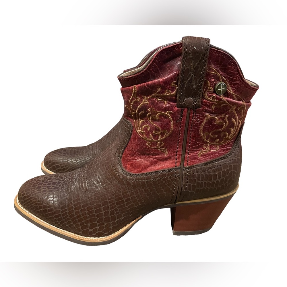 Twisted X women’s cowgirl boots size 9 B!